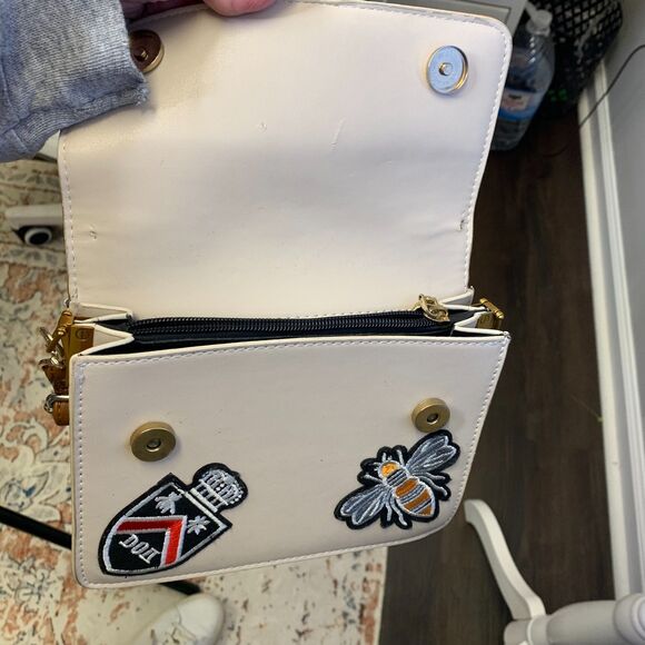 Patch Crossbody Handbag‎ Bee Crest Trendy Retro Adjustable Strap Embroidered - Picture 5 of 16